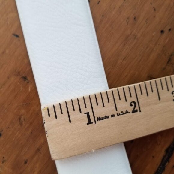 Women's XL Wide Vegan Leather White Belt, Faux, Silver tone Double Circle Buckle - Picture 7 of 9